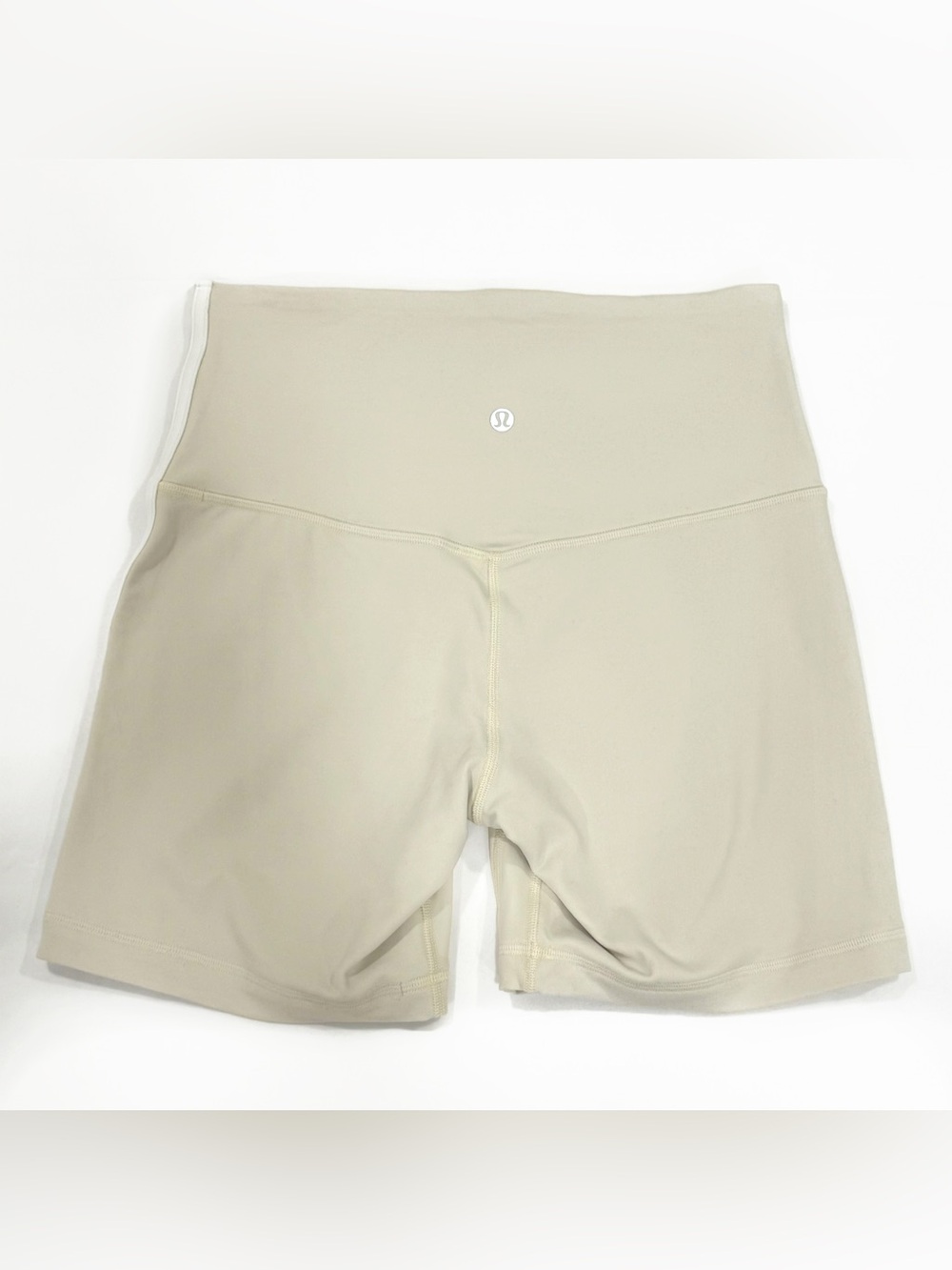 Lululemon athletica High-Rise Bike Shorts with Side Stripe in Bone | Size 8 - Picture 6 of 8